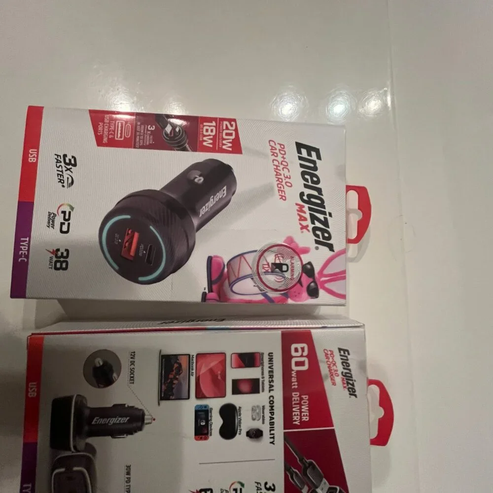 Car Chargers nergizer Max PD + QC 3.0 Dual Car Charger 60W Type-C and USB-A Port